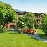 Apartment Mit Garten Und Pool In *