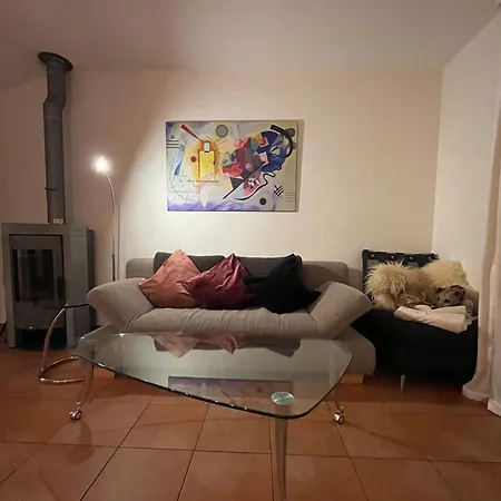 Mit Garten Und Pool In Apartment Ascona