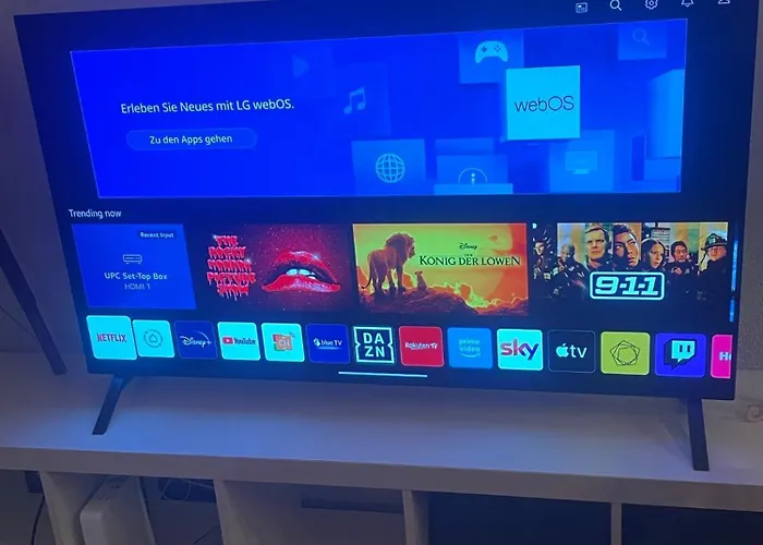 Mit Garten Und Pool In *